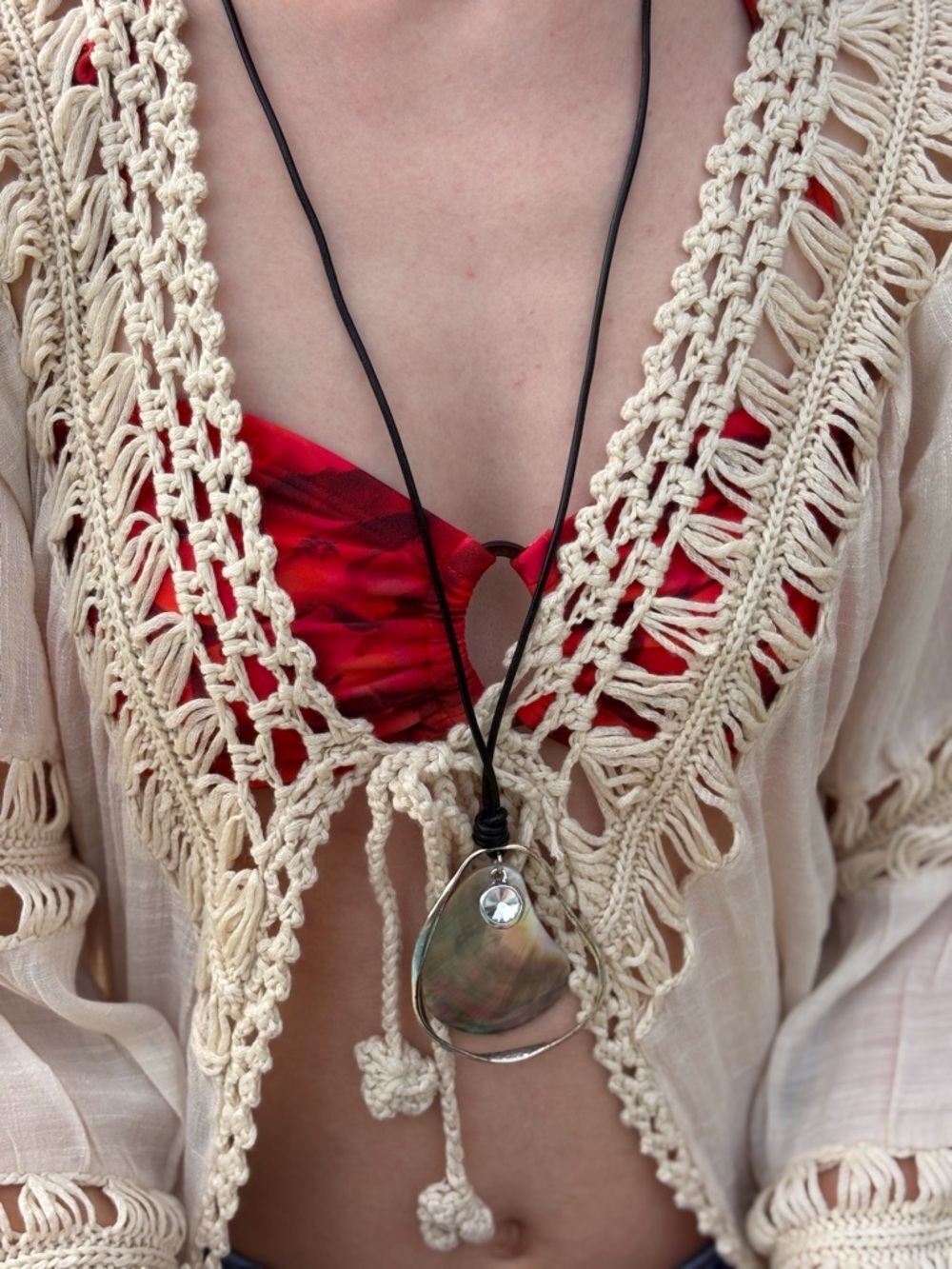 Boho Long Iridescent Clam Shell Rhinestone Pendant Rope Necklace - Picture 2 of 10